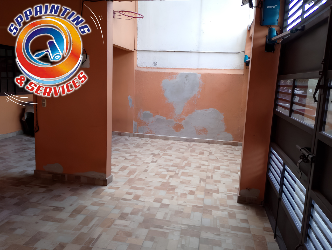 Pintor profesional de SPpainting en interior residencial